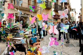AMBIENTE FESTIVO  EN LA 1ª FERIA DE LA PRIMAVERA. TAFALLA